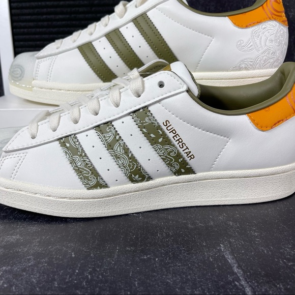 ADIDAS SUPERSTAR BANDANA OFF WHITE FOCUS ORANGE MENS SHOES SIZE 8 GREEN NEW - Picture 7 of 10